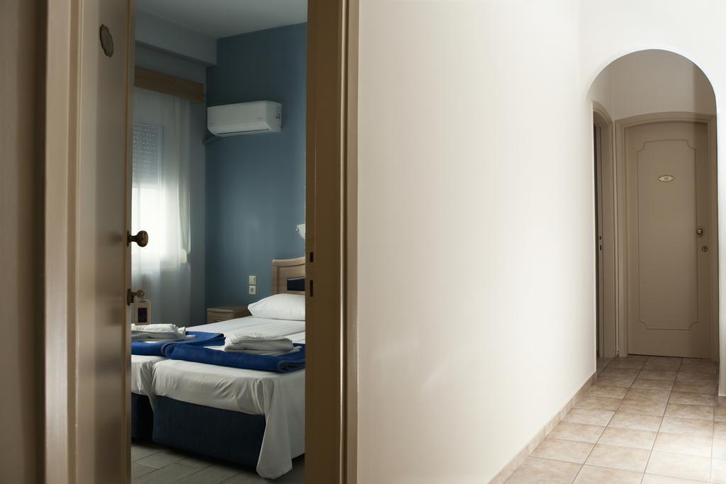 Hotel Argo Volos Exteriör bild